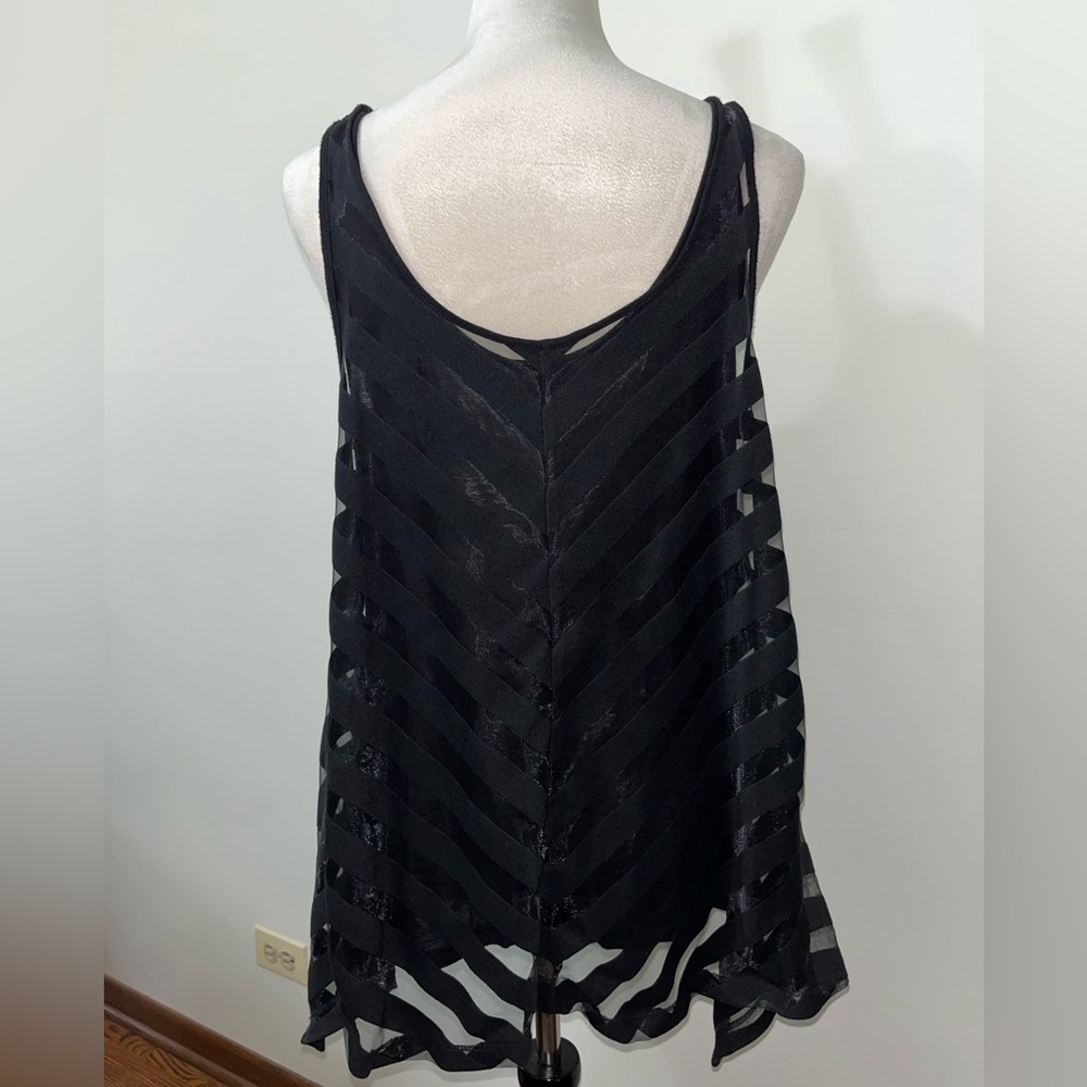 BUFFALO David Bitton Shark Bite tank w/Sheer Stripes - Picture 2 of 5